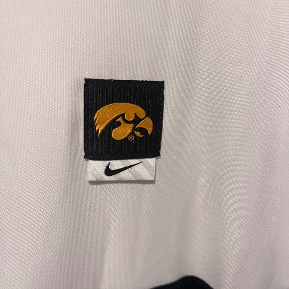 Iowa Hawkeyes Men's XXL Nike Polo NWT - Picture 2 of 4